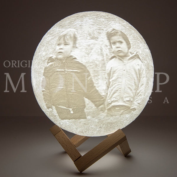family picture 3d print on large moon lamp with wooden stand